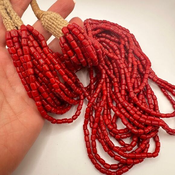 24" and 15 strands of "red coral" glass beads with 1950 Anna coin clasp! - Picture 8 of 17